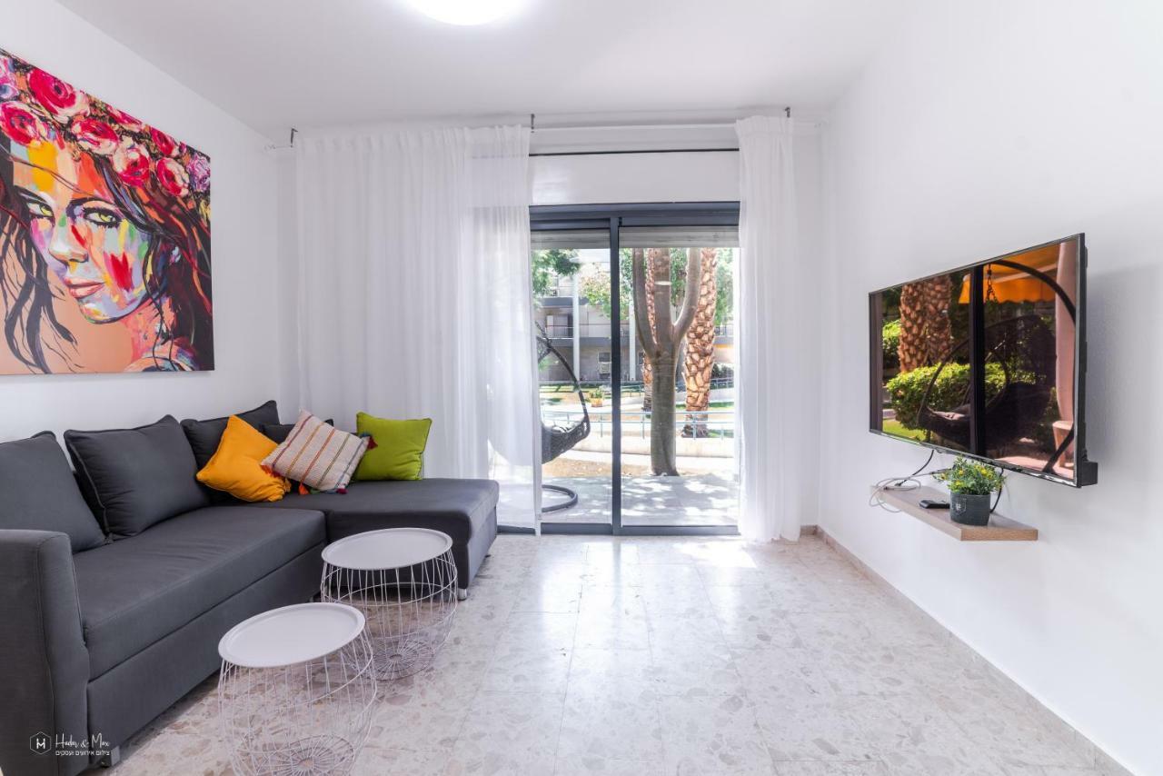 Apartment רויאל פארק דירת גן מקום קסום אורלי *