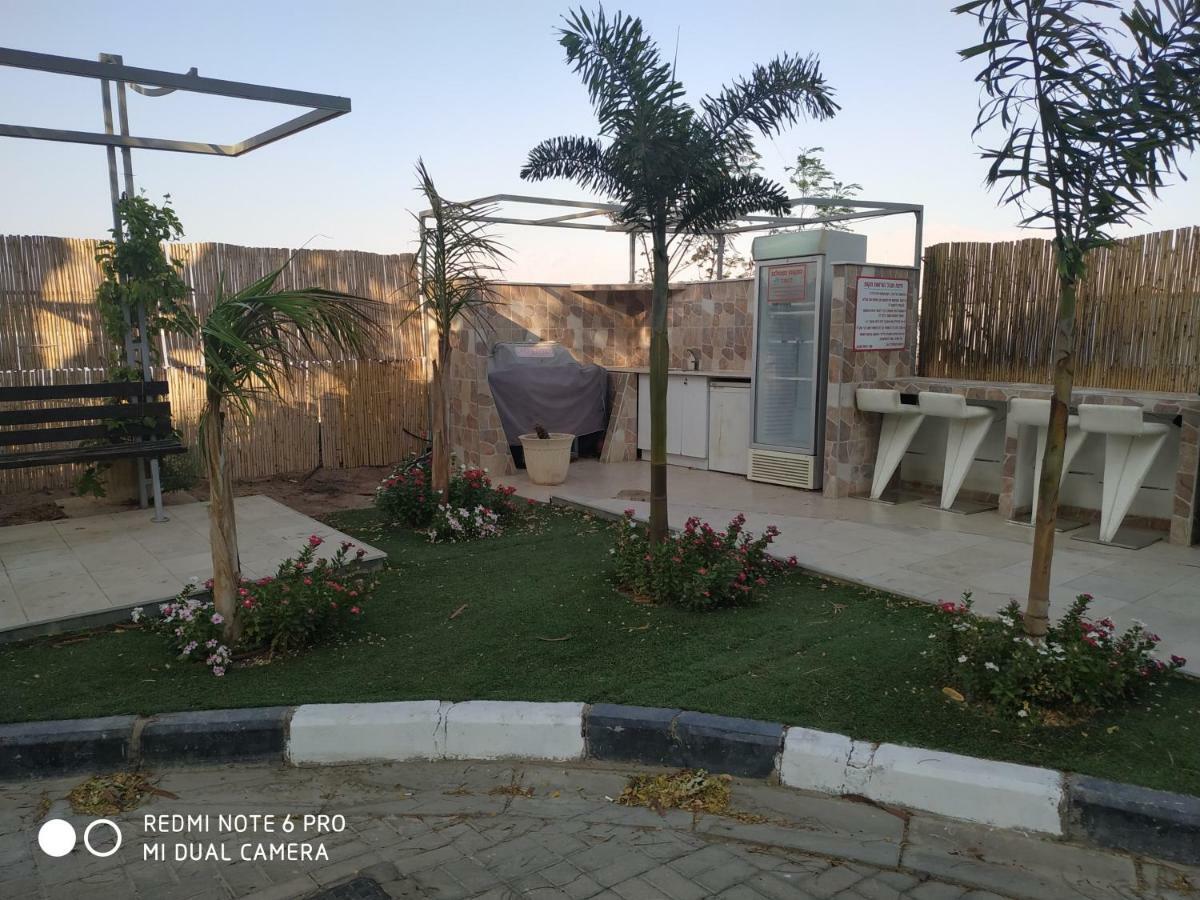 רויאל פארק דירת גן מקום קסום אורלי Apartment